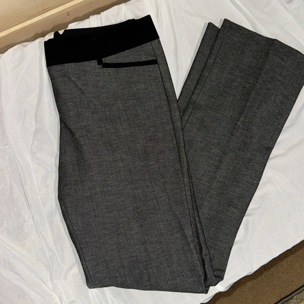 Express Columnist Gray and Black NWOT Pants Size 4R